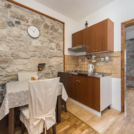 Apartment Gajeta Gradac (Split-Dalmatia)